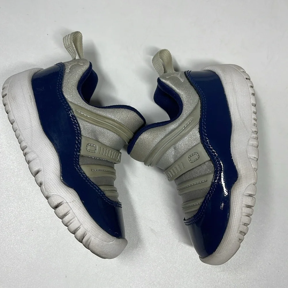 Jordan 11 Retro Little Flex Georgetown Navy Gray Sneaker Baby Size 6